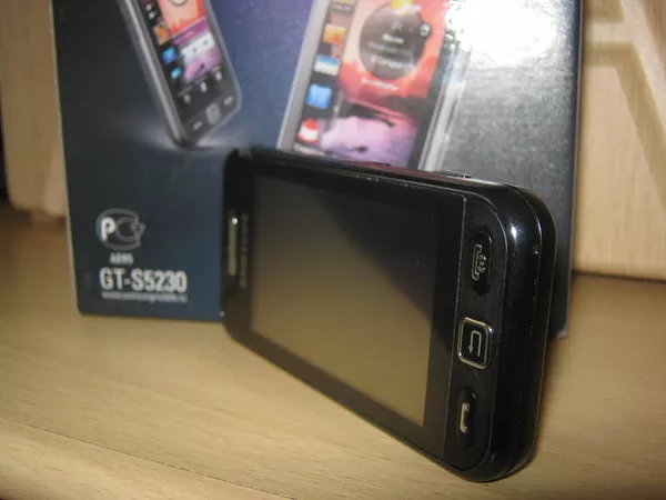 Продам мобильный телефон Samsung GT-S5230