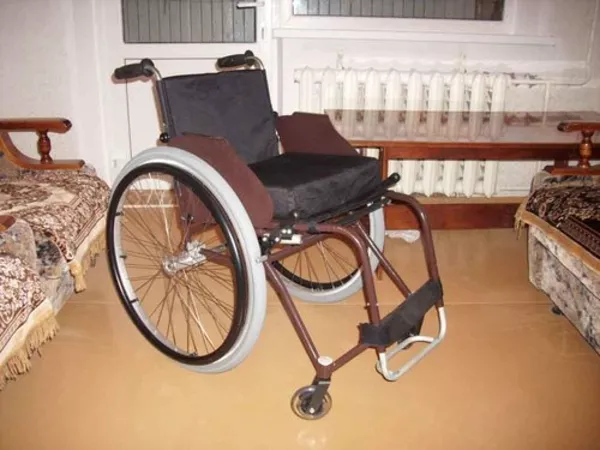 Продаётся новая,  инвалидная коляска активного типа 